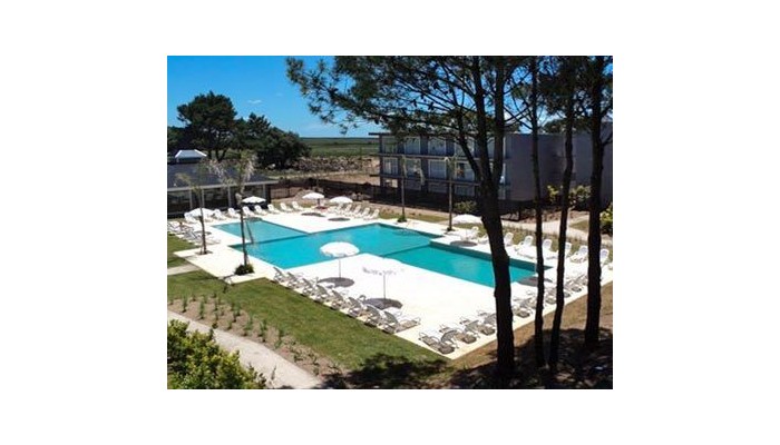 Howard Johnson Hotel And Convention Center Carilo poza 11