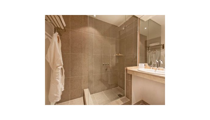 Howard Johnson Hotel And Convention Center Carilo poza 1