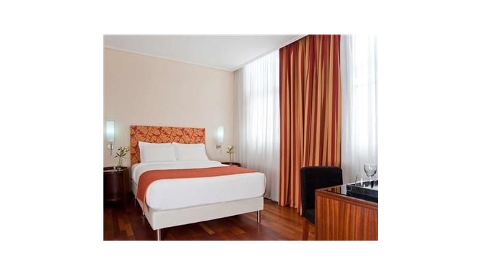 Nh City Hotel poza 4