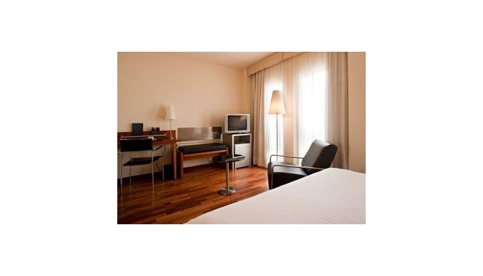 Ac Hotel La Linea poza 3