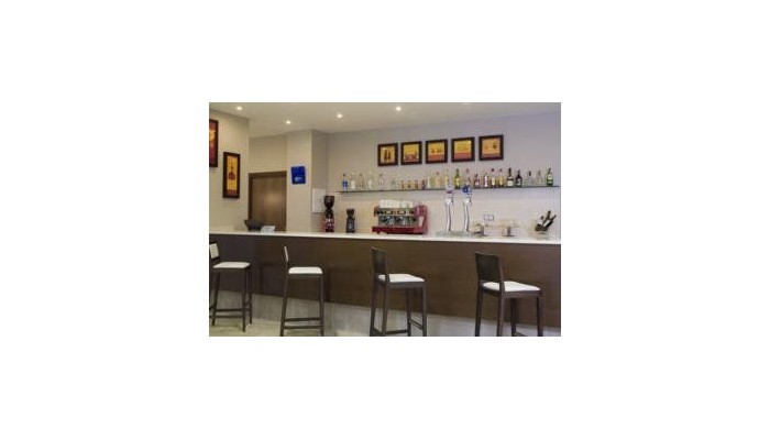 Hotel Holiday Inn Express Campo De Gibraltar - Barrios poza 9