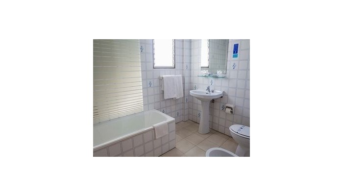 Hotel Tres Jotas Conil poza 9