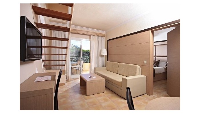 Hotel Zafiro Cala Mesquida poza 2