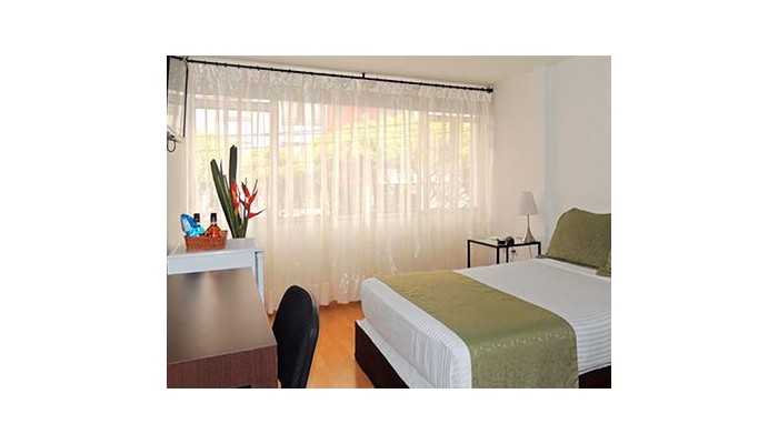 Hotel Portal De Milan poza 2