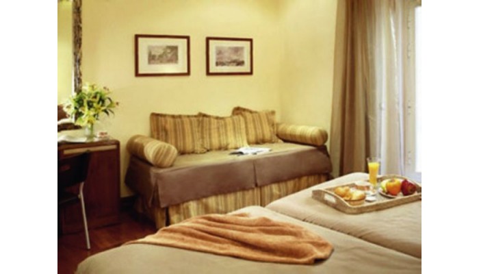 Carlos V Hotel poza 1