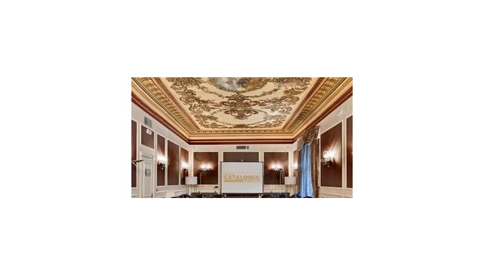 Catalonia Las Cortes Hotel poza 6