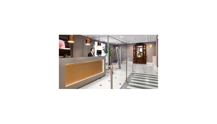 Catalonia Las Cortes Hotel poza 3