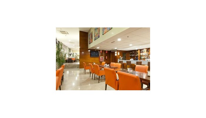 Ganivet Hotel poza 1