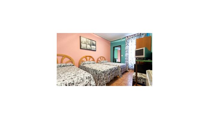 Hotel 12 Rooms Hostal poza 6