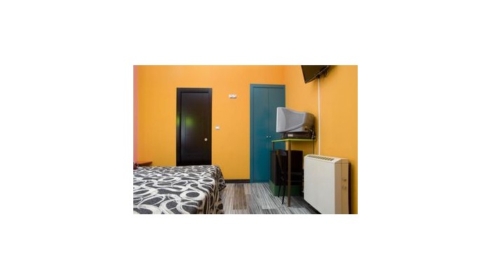 Hotel 12 Rooms Hostal poza 9