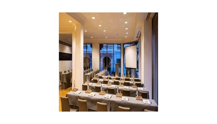 Hotel Iberostar Las Letras Gran Via poza 3