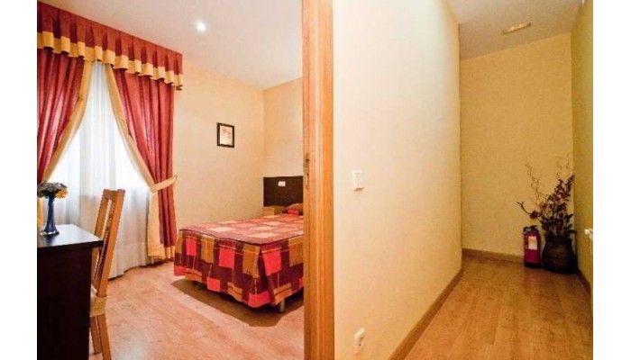 Hotel Las Cortes Hostal poza 3