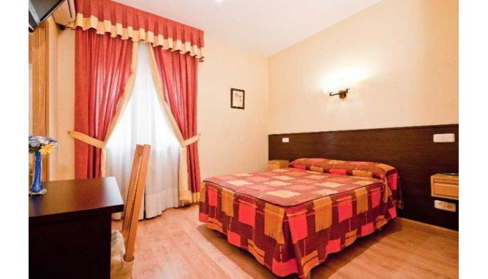 Hotel Las Cortes Hostal poza 5