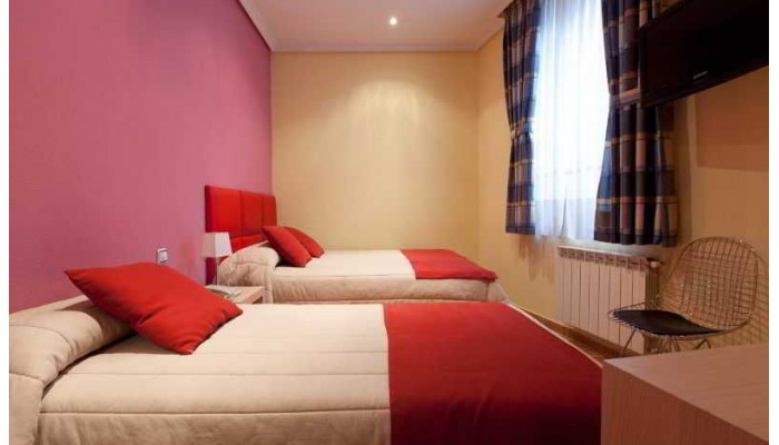 Hotel Las Fuentes Hostal poza 9