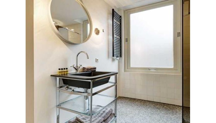 V Nesplein Hotel poza 6