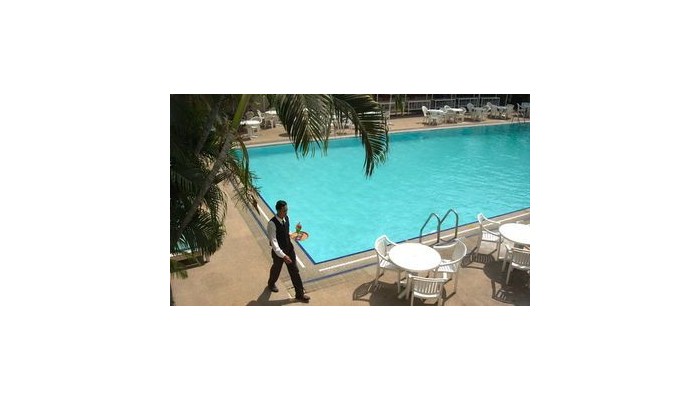 Hotel Beverly Plaza poza 2