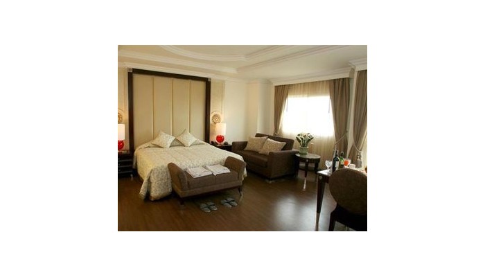 Hotel Lk Renaissance poza 3