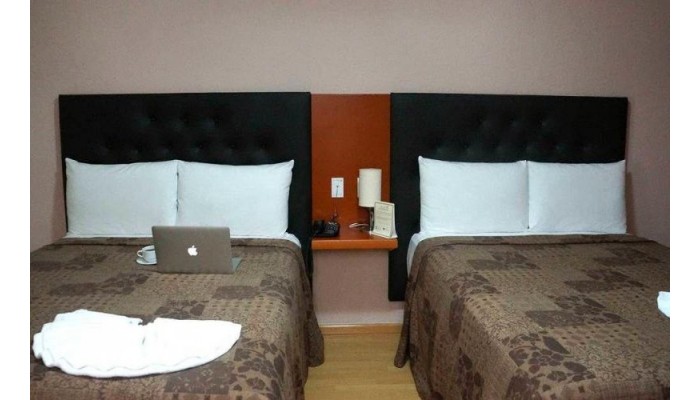 Hotel Castropol poza 11