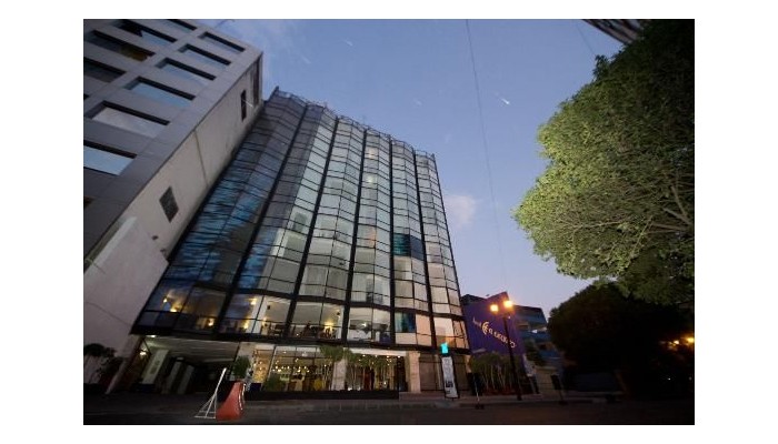 Hotel El Ejecutivo poza 0