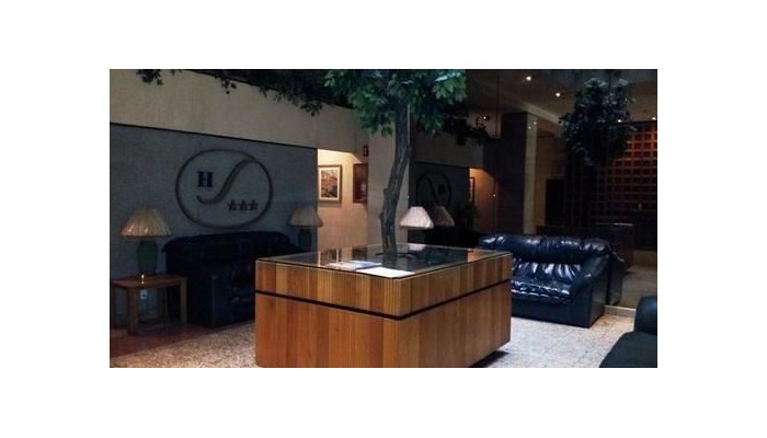 Hotel El Salvador poza 9