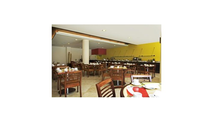 Hotel Fiesta Inn Perinorte poza 7