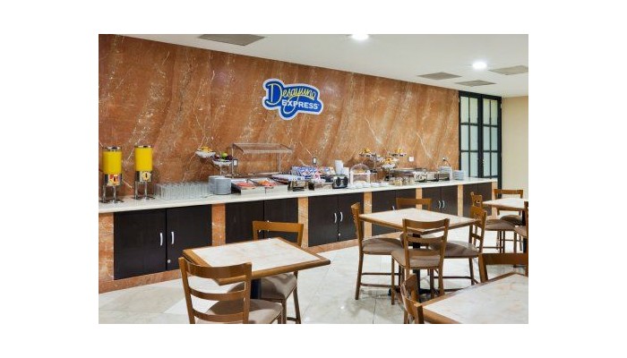 Hotel Holiday Inn Express Santa Fe poza 3