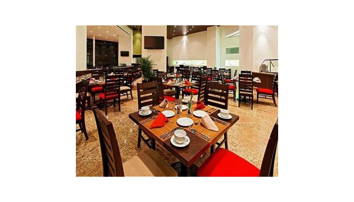 Hotel Holiday Inn Plaza Universidad poza 7