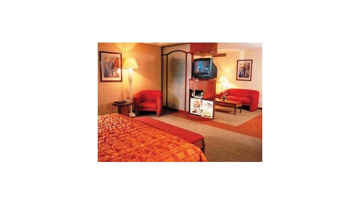 Hotel Holiday Inn Trade Center poza 3