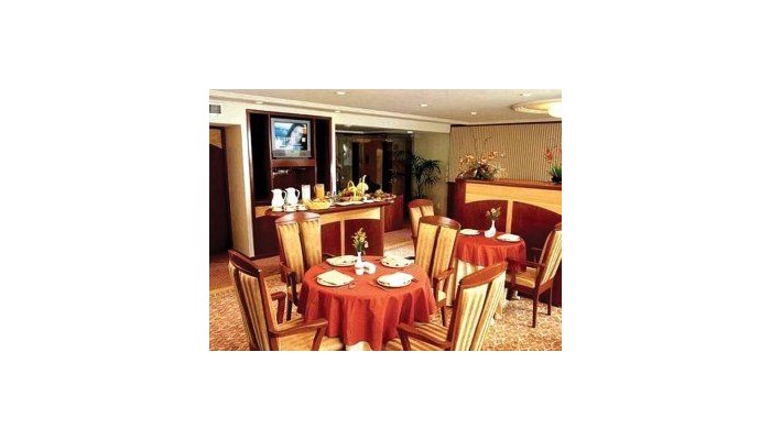 Hotel Holiday Inn Trade Center poza 5