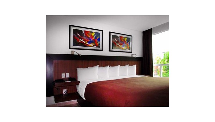 Hotel Pf Suites poza 3