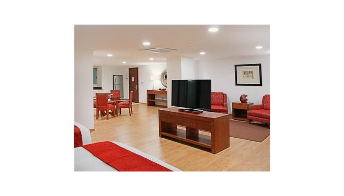 Hotel Suites Perisur poza 6