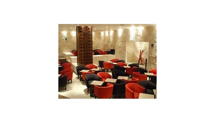 We Hotel Aeropuerto poza 2