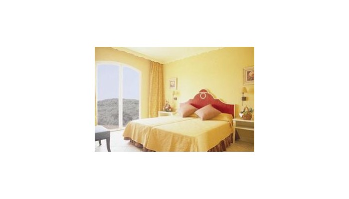 Hotel Grupotel Macarella Suites & Spa poza 1