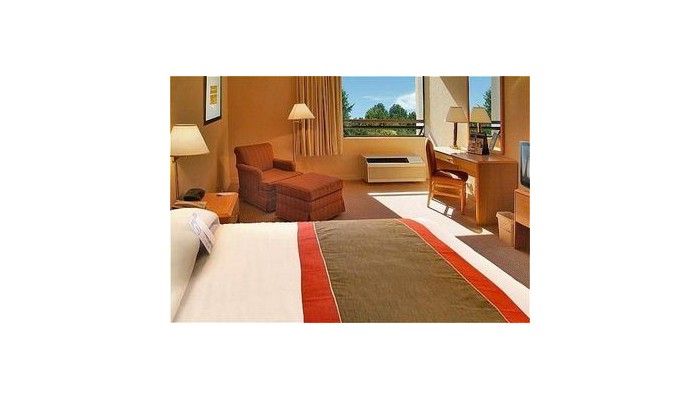 Hotel Express By Holiday Inn poza 4