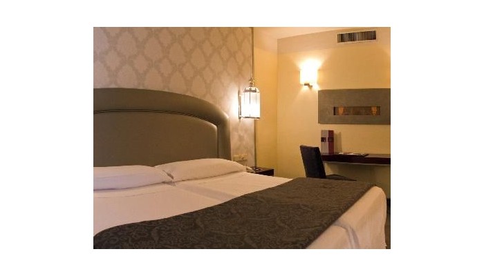 Hotel Macia Alfaros - Cordoba poza 5