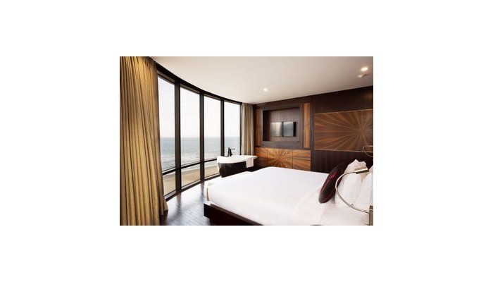 Holiday Beach Hotel & Resort poza 1