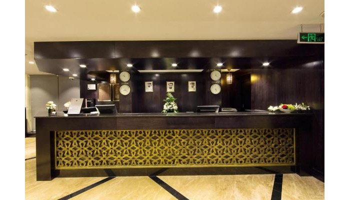 Hotel Lotus Grand poza 3
