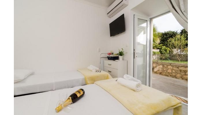 Apartment And Room Kapelica poza 8