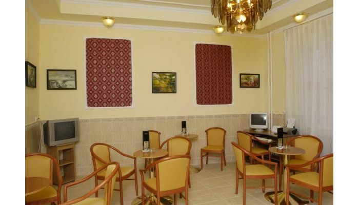 Hotel Korona Eger poza 1