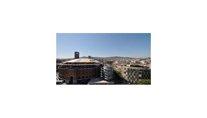 B Hotel poza 11
