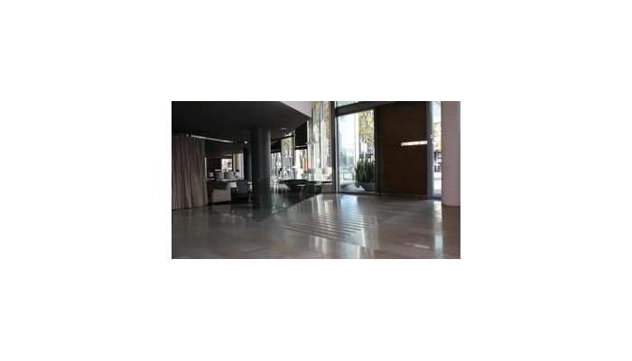B Hotel poza 3