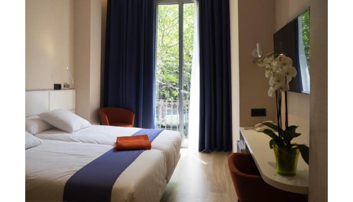 Chi Hotel poza 1