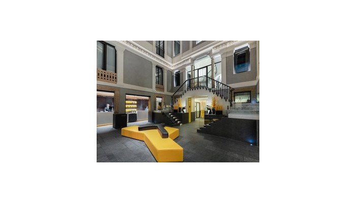 Hotel H10 Urquinaona Plaza poza 1