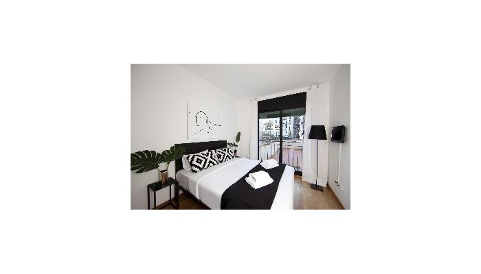 No 130 - The Streets Apartments poza 5
