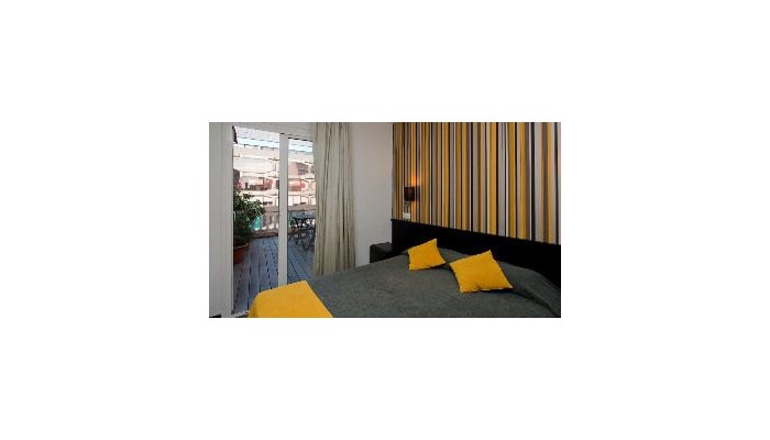 Urquinaona Hotel poza 2