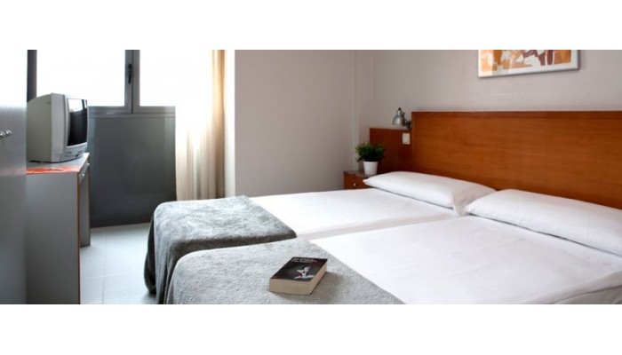 Hotel Hostal Lami poza 2