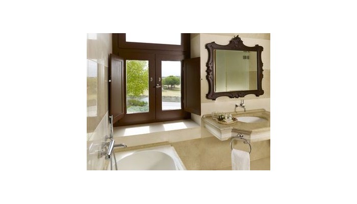 Convento Do Espinheiro Hotel & poza 6