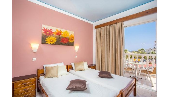 Iatridis Studios poza 2