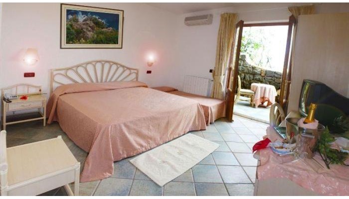 Punta Chiarito Resort poza 2