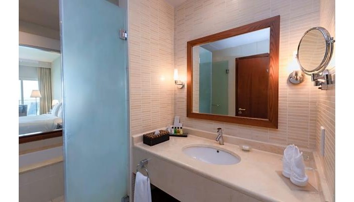 Radisson Blu Resort poza 25